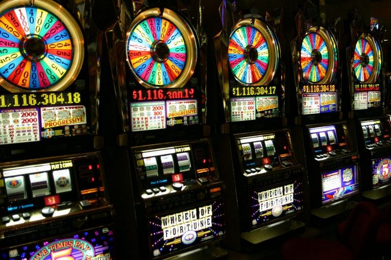 Come fai a sapere quando una slot machine pagherà?